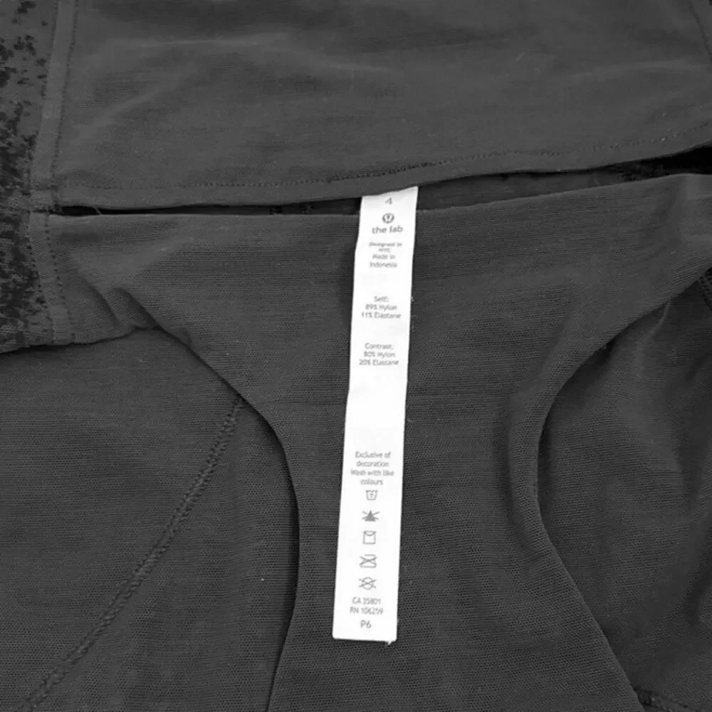 LuLuLemon The Lab Black Crop Tank Built in Bra Tank Top Size Women's 4